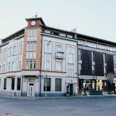 Hotel Kolumbs Liepāja Kültér fotó