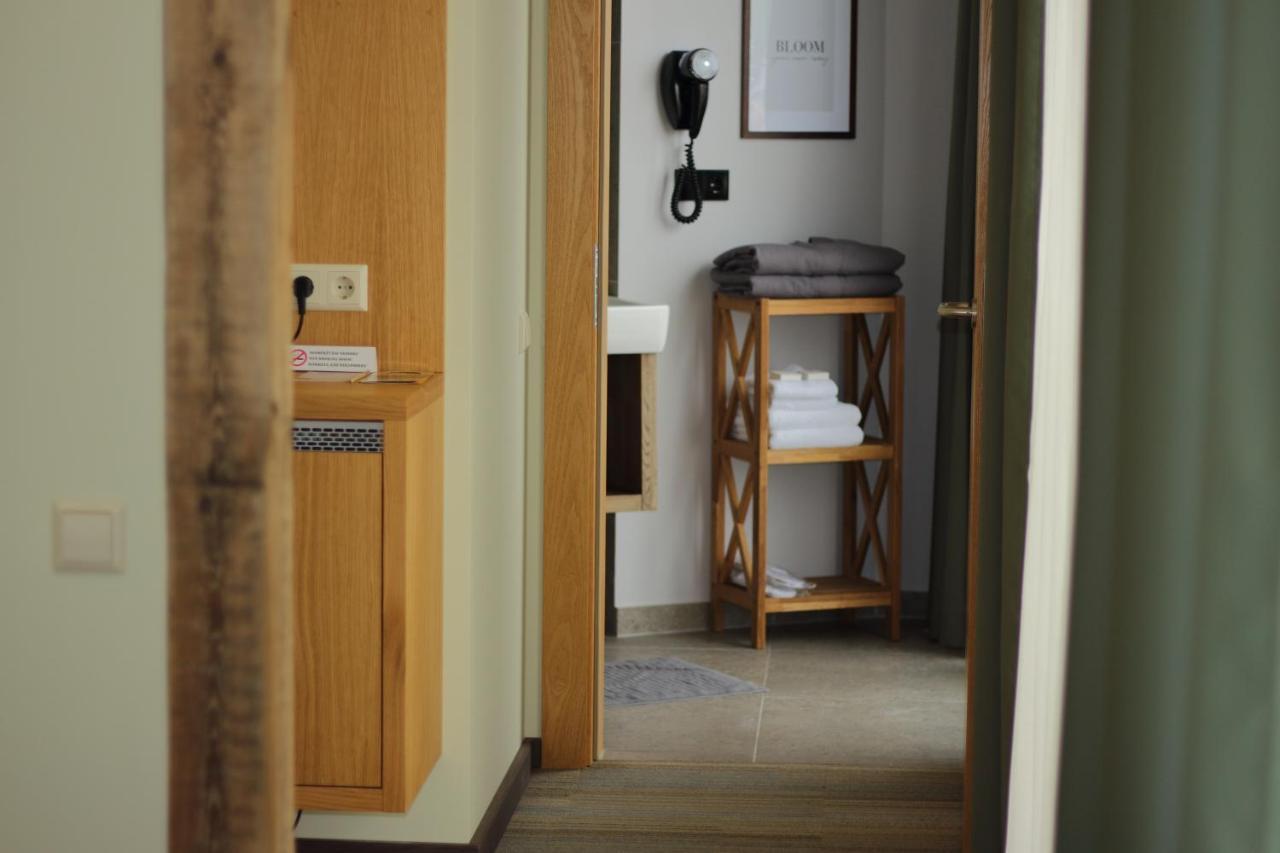 Hotel Kolumbs Liepāja Kültér fotó