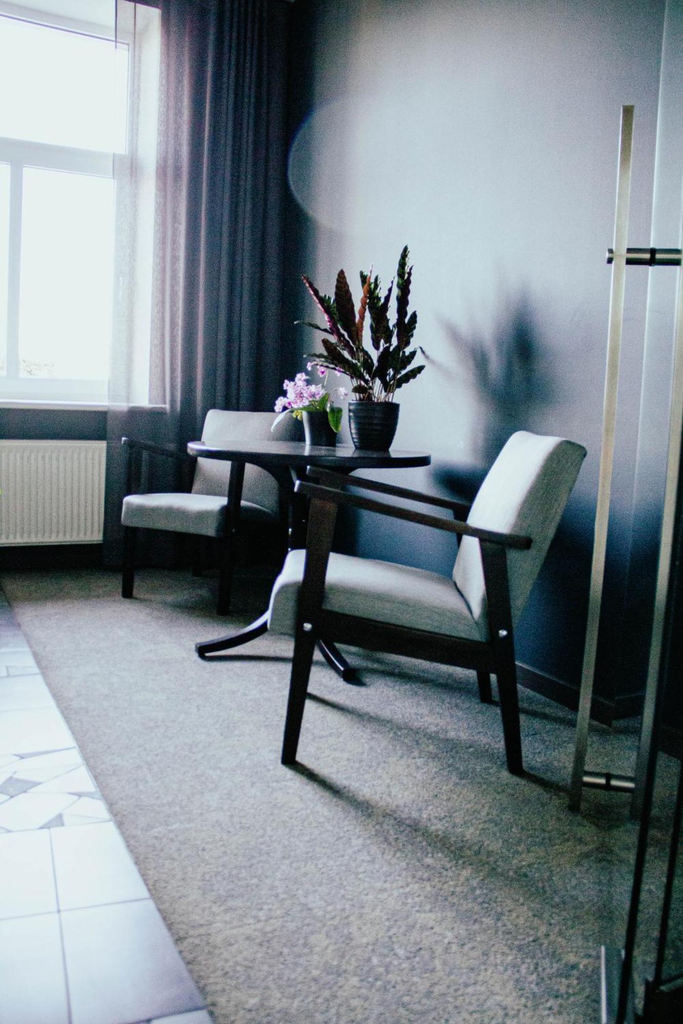 Hotel Kolumbs Liepāja Kültér fotó