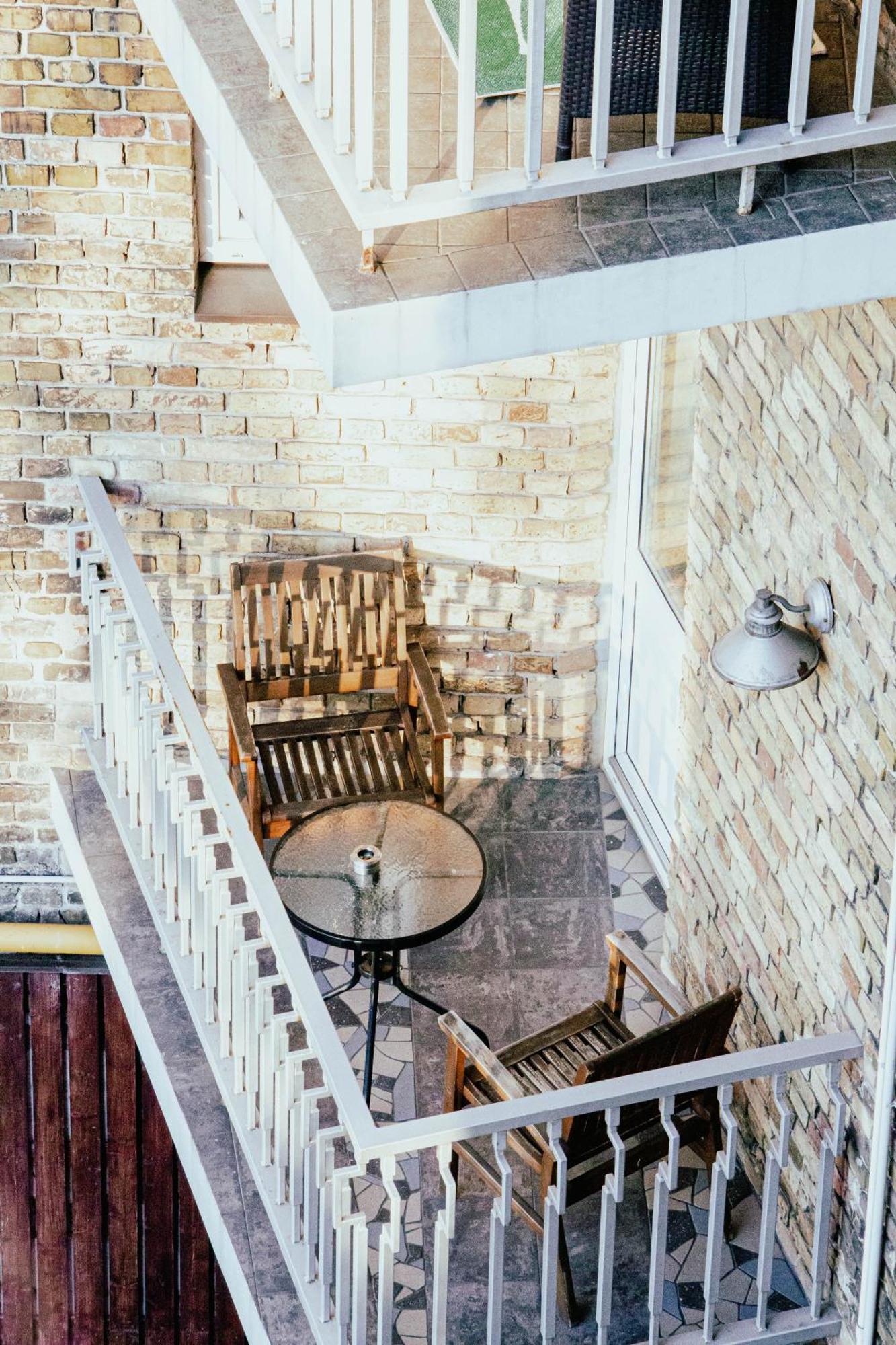 Hotel Kolumbs Liepāja Kültér fotó