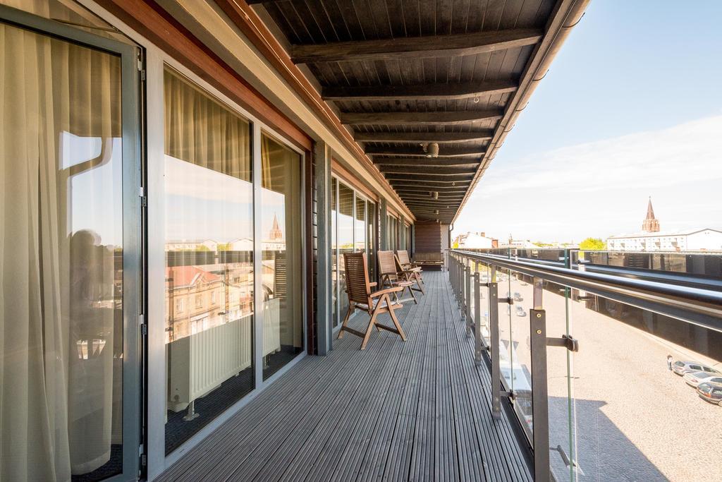 Hotel Kolumbs Liepāja Kültér fotó